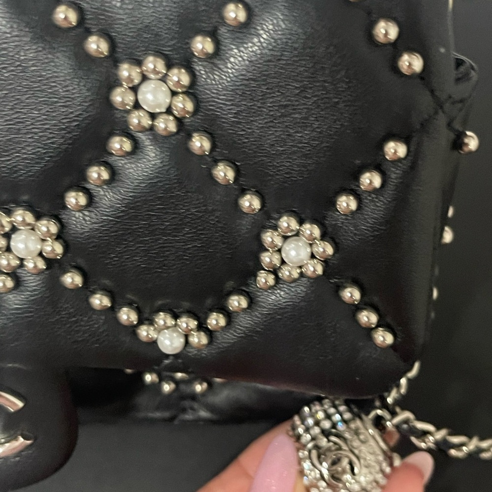 CHANEL Black Quilted Leather Crossbody with Pearl & Silver Studs - Picture 6 of 8